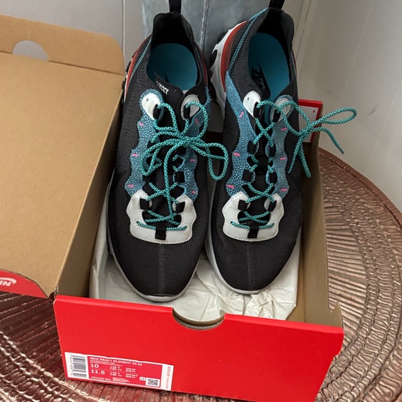 Nike Other - Nike Black and Teal Sneakers